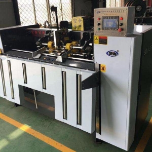 萍鄉BDJ-2000B型(雙(shuang)伺服驅動(dong))半自動釘(ding)箱機